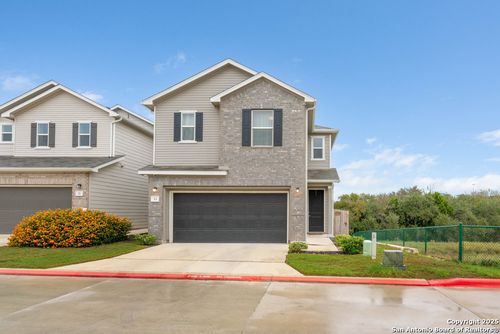 33-10643 W Military Dr, San Antonio, TX, 78251-1978 | Card Image