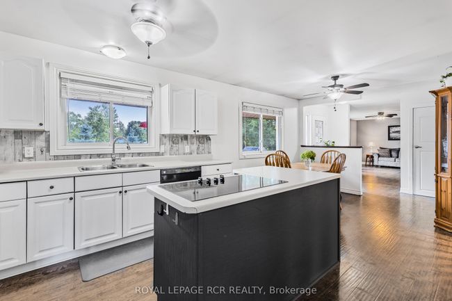 56 Maple Ave, House other with 3 bedrooms, 3 bathrooms and 6 parking in Adjala Tosorontio ON | Image 13