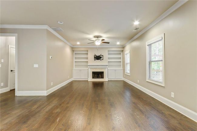 3821 Chamblee Dunwoody Rd, House other with 5 bedrooms, 5 bathrooms and 4 parking in Chamblee GA | Image 9