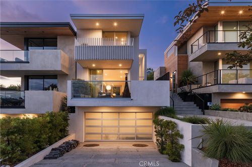 68 E F St, Encinitas, CA, 92024-3601 | Card Image