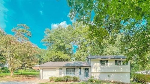 3749 Pin Oak Cir, Doraville, GA, 30340-2517 | Card Image