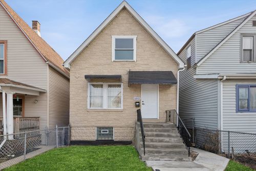 6843 S Carpenter St, Chicago, IL, 60621-1131 | Card Image