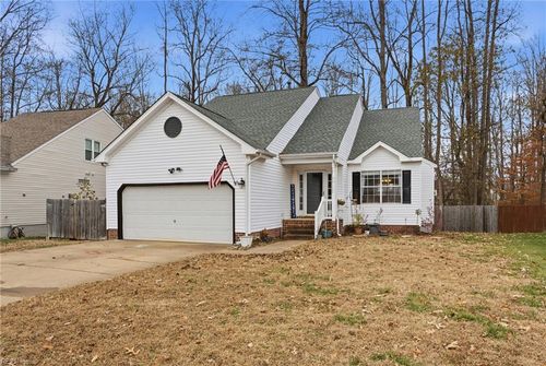 3714 Bridle Path Ln, Suffolk, VA, 23435-3200 | Card Image
