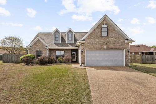 95 Strawberry Field Cv, Oakland, TN, 38060-3496 | Card Image
