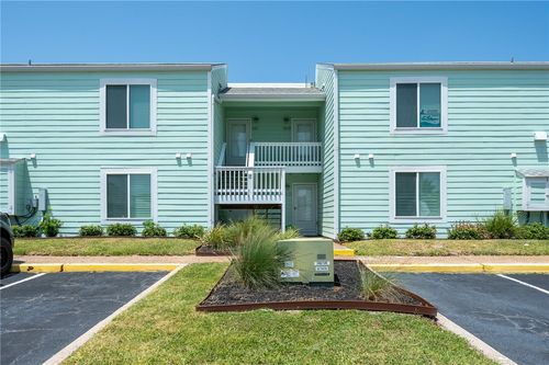 609 Lauderdale Dr, Rockport, TX, 78382-3745 | Card Image