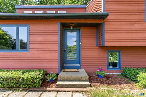 69 Fox Ridge Ln, Tolland, CT, 06084-4032 | Card Image