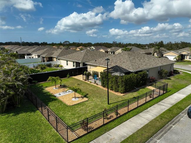 9032 Excelsior Loop, House other with 3 bedrooms, 2 bathrooms and null parking in VENICE FL | Image 33