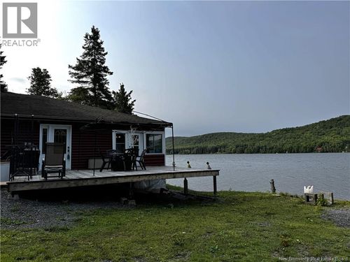 988 Rte 215, Saint-François-De-Madawaska, NB, E7A1G9 | Card Image