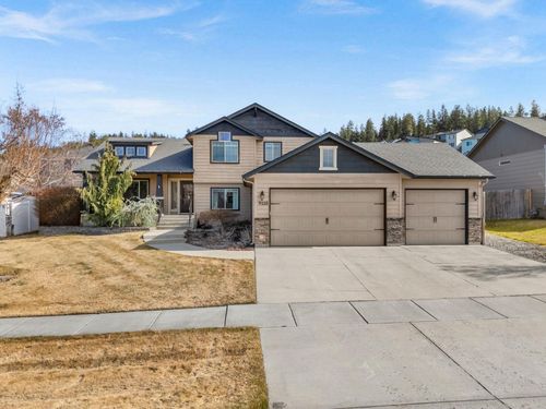 9110 N James Ct, Spokane, WA, 99208-9174 | Card Image