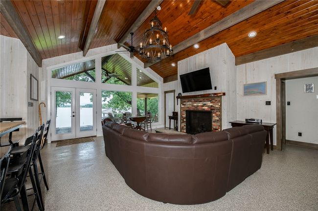 Living area view | Image 23