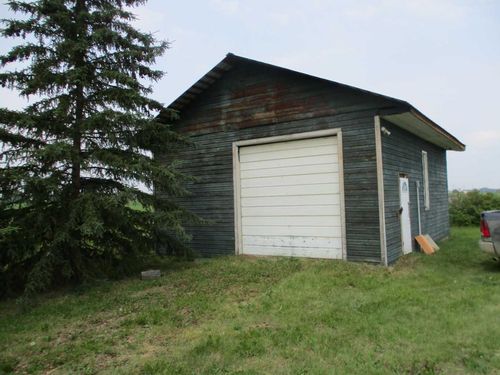 {{alt}} | Card Image