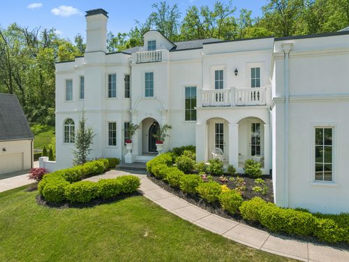 1077 Stockett Dr, Nashville, TN, 37221-4432 | Card Image