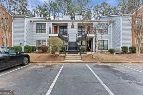 671 Windchase Ln, Stone Mountain, GA, 30083-6305 | Card Image