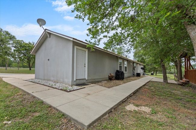 View of side of home | Image 16