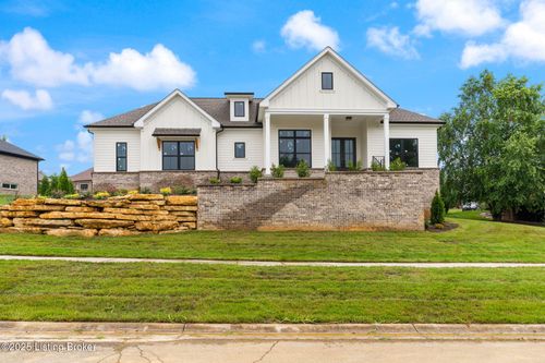 3015 Heather Green Blvd, La Grange, KY, 40031-6724 | Card Image