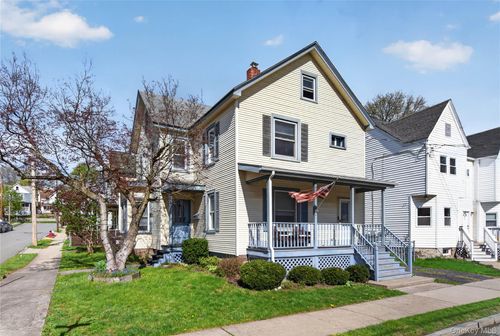 52 Valley Ave, Walden, NY, 12586-1434 | Card Image