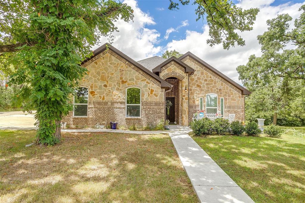 Lakeside Dr, Azle, TX 76020
