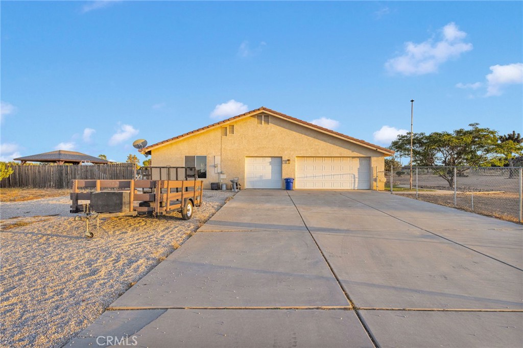 Residential in Oak Hills 5