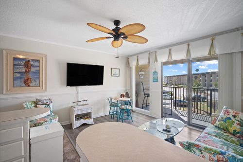 c253-40 Folly Field Rd, Hilton Head Island, SC, 29928-6888 | Card Image