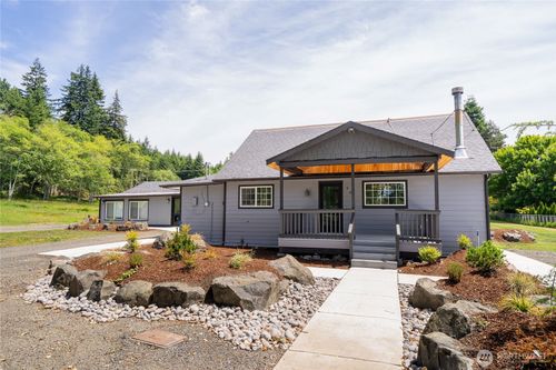 606 N 5th St, Elma, WA, 98541-9195 | Card Image