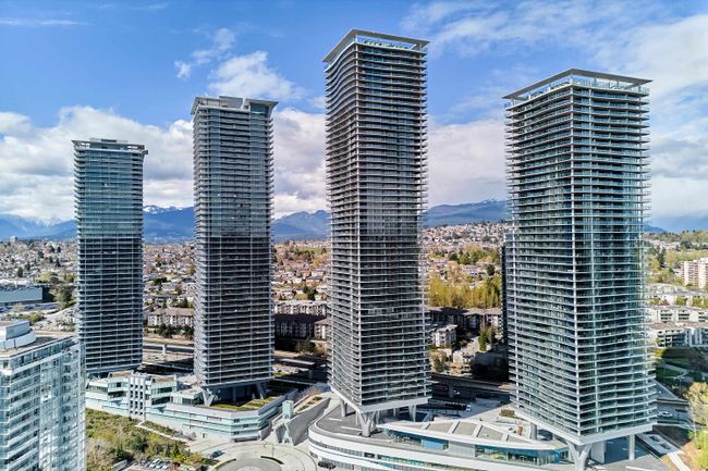 907 - 4880 Lougheed Highway, Condo with 2 bedrooms, 2 bathrooms and 1 parking in Burnaby BC | Image 1