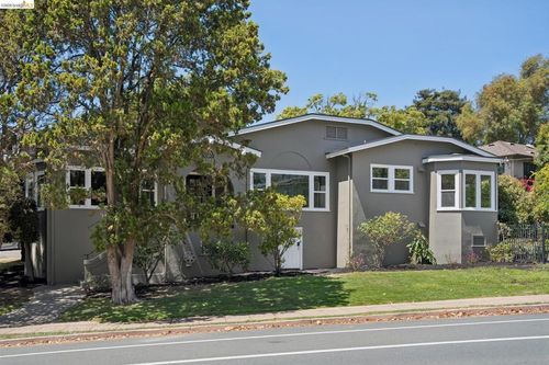 1080 Monterey Ave., Berkeley, CA, 94707-2523 | Card Image