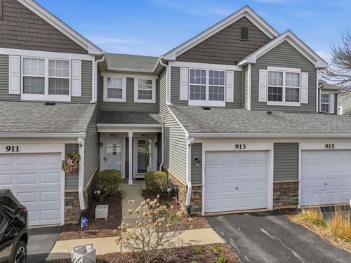 913 Genesee Dr, Naperville, IL, 60563-4114 | Card Image