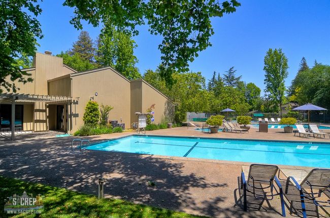 10 Adelphi Ct, Townhouse with 2 bedrooms, 3 bathrooms and null parking in Sacramento CA | Image 34