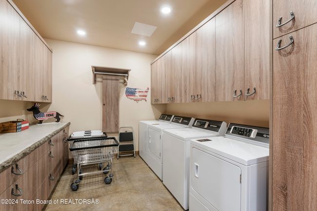 627 Ryegrass Rd, House other with 9 bedrooms, 12 bathrooms and null parking in Daniel WY | Image 48
