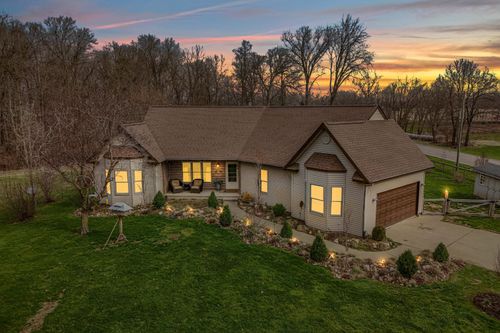 298 Knollwood Ct, Coldwater, MI, 49036-8239 | Card Image