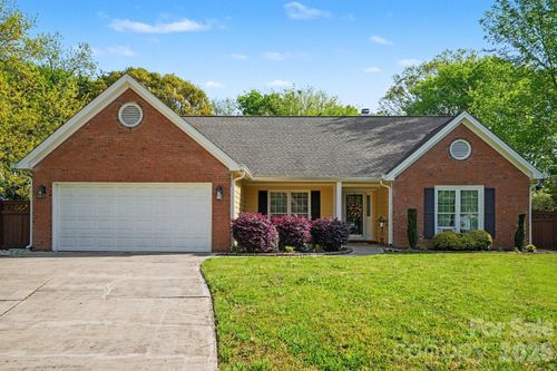 12201 Windus Ct, Charlotte, NC, 28273-9001 | Card Image