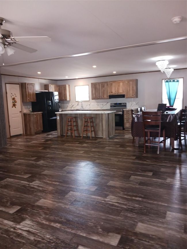 529 Draylon Dr, House other with 5 bedrooms, 3 bathrooms and 2 parking in Conroe TX | Image 19