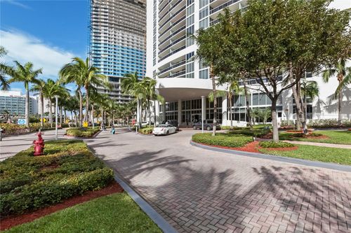 apt-809-1800 S Ocean Dr, Hallandale Beach, FL, 33009-7719 | Card Image