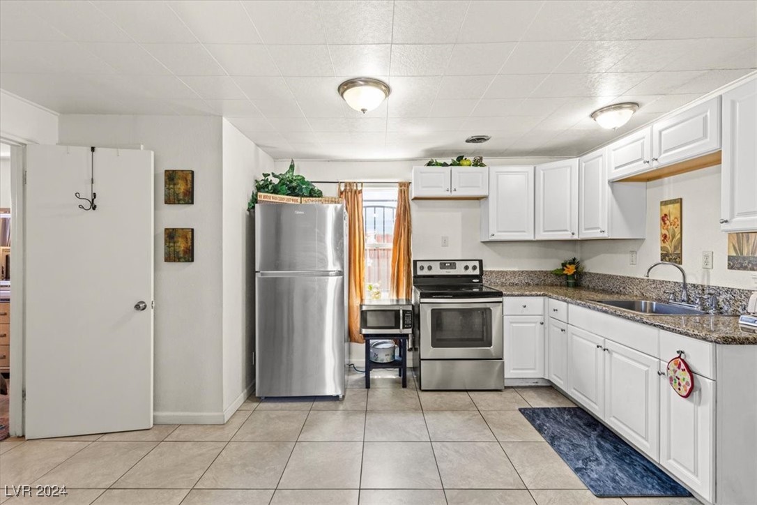 Harding St, North Las Vegas, NV 89030