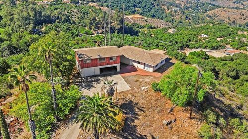 6133 Rainbow Heights Rd, Fallbrook, CA, 92028-8847 | Card Image