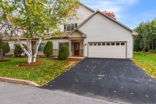 28-28 Forest Run Rd, Williston, VT, 05495-9447 | Card Image