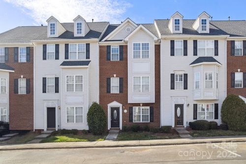 10032 Treeside Ln, Matthews, NC, 28105-7223 | Card Image