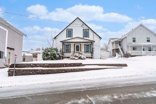 206 Rue Du Roi, Val-Des-Sources, QC, J1T1S3 | Card Image