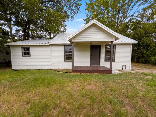 608 E Navasota St, Groesbeck, TX, 76642-1540 | Card Image