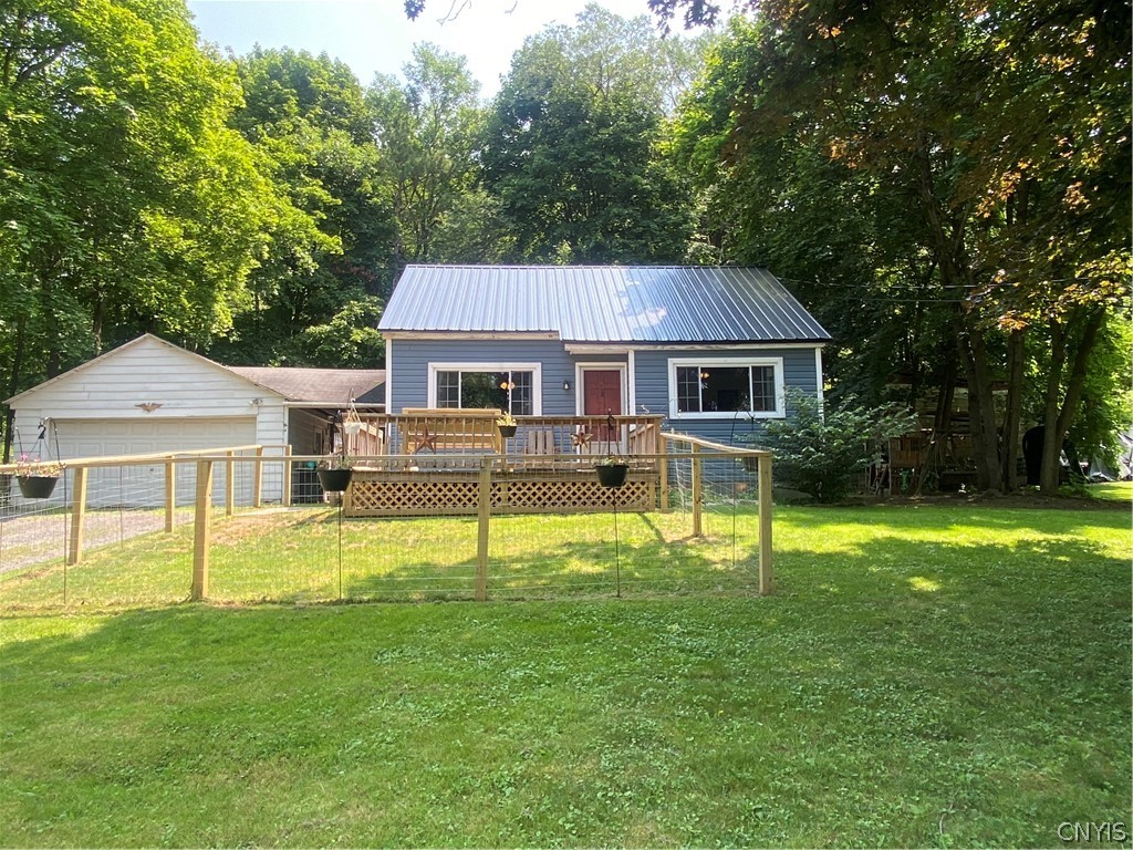 Peru Rd, Jordan, NY 13080