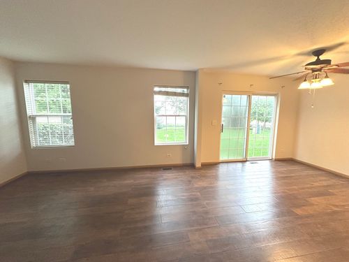 2341-2341 Stoughton Cir, Aurora, IL, 60502-6479 | Card Image