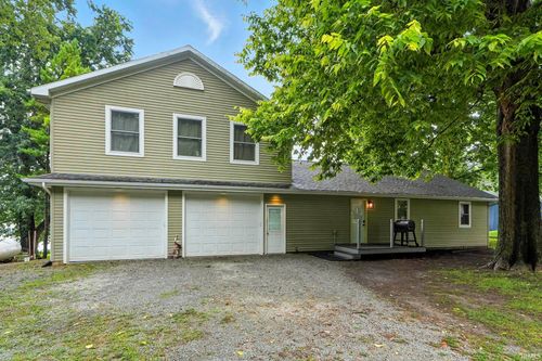 40 Ems R2b Ln, Pierceton, IN, 46562-9057 | Card Image