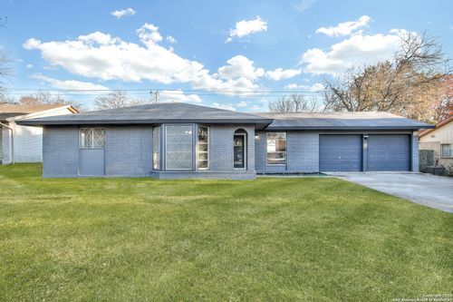 4242 Bayliss St, San Antonio, TX, 78233-6909 | Card Image