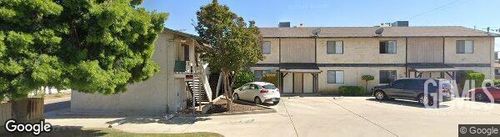 2126 O St, Bakersfield, CA, 93301-2402 | Card Image