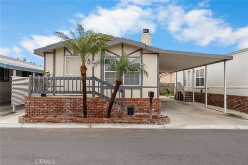 spc-76-19127 Pioneer Blvd, Artesia, CA, 90701-6775 | Card Image