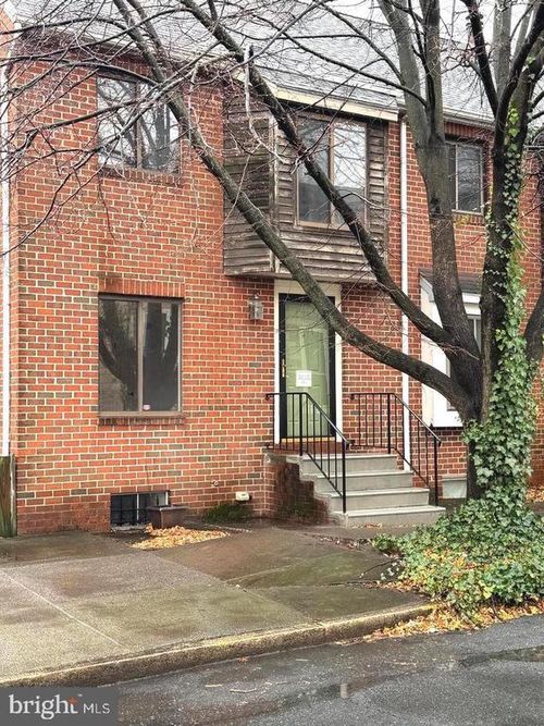 315 Verbeke St, HARRISBURG, PA, 17102-2077 | Card Image