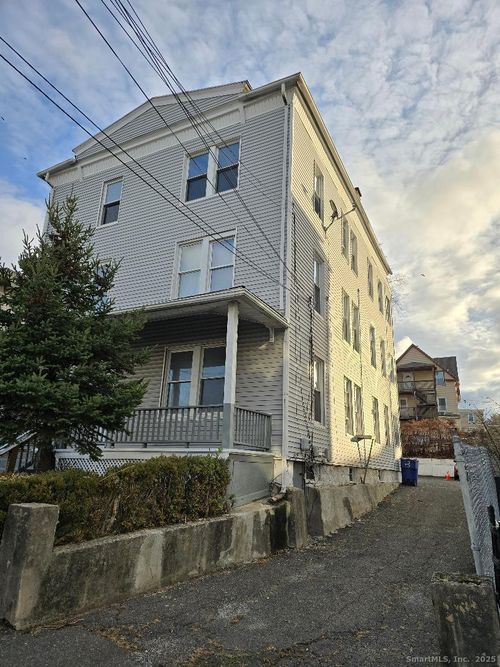 apt-1-133 South St, Waterbury, CT, 06706-1789 | Card Image