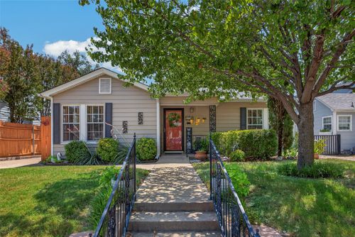 3905 Linden Ave, Fort Worth, TX, 76107-4436 | Card Image