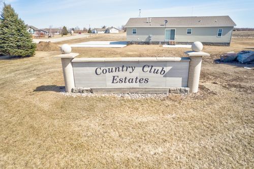 1671 365th Ave, Estherville, IA, 51334-7412 | Card Image