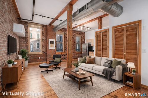 1105-325 Lafayette St, Bridgeport, CT, 06604-5472 | Card Image